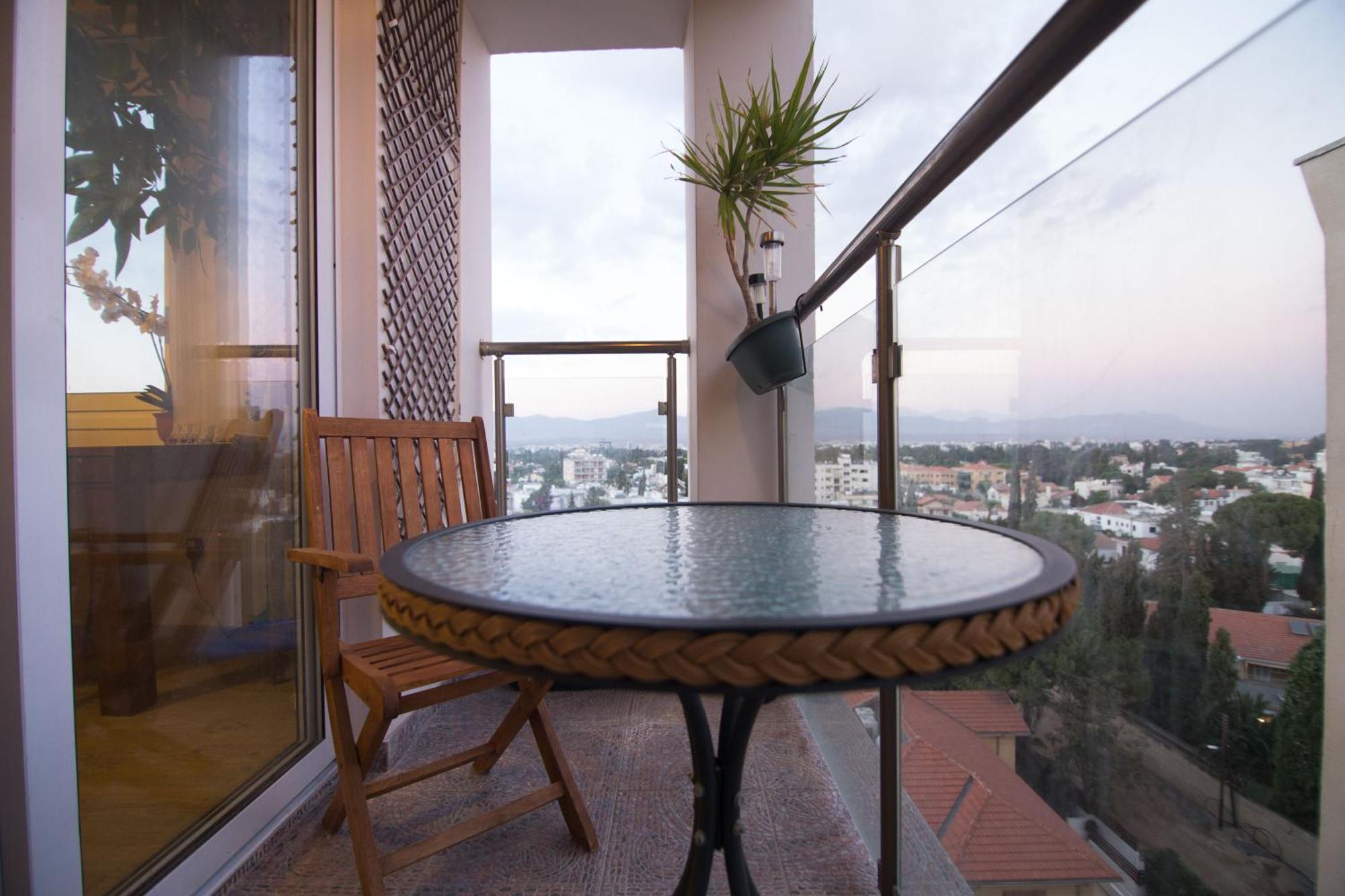 Ferienwohnung Vas' Penthouse Nikosia Exterior foto